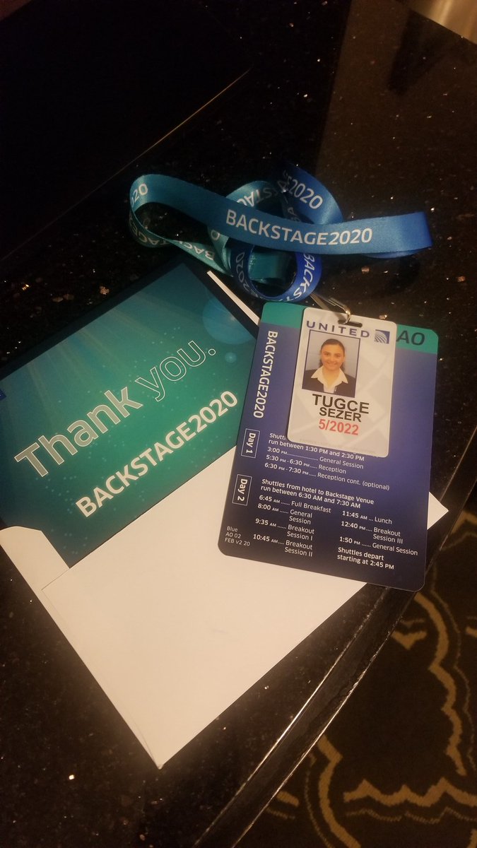 TugceSezer2's tweet photo. Backstage 2020! #unitedairlines #beingunited #amazingevent #unitedbackstage2020 #backstage2020 #Chicago https://t.co/5KlQBAxOby