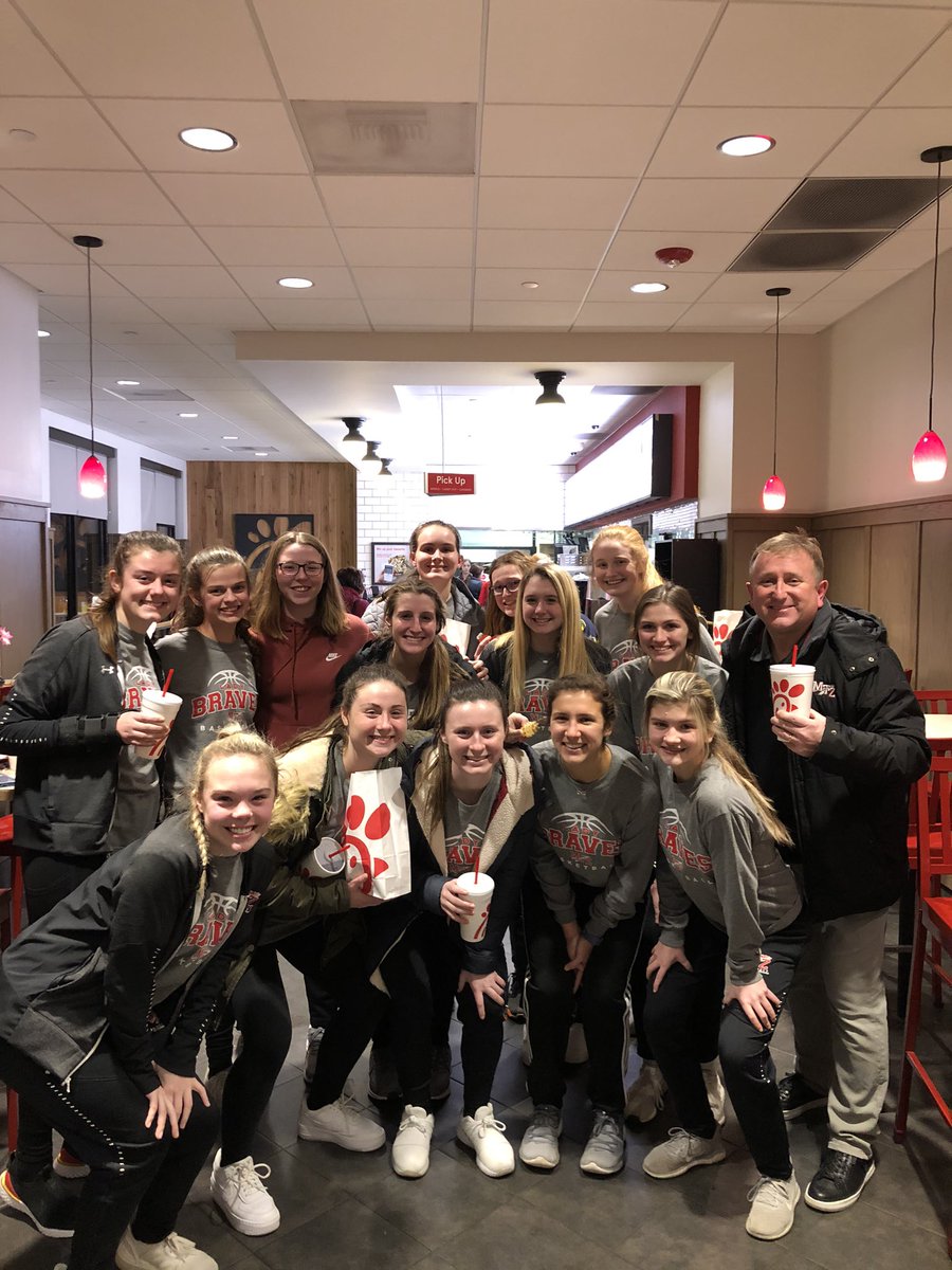 Lainie Wolter tweet media