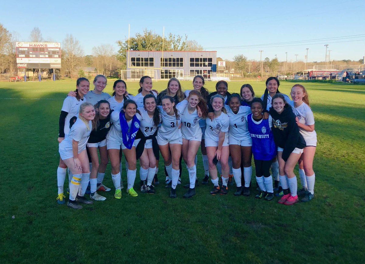 Ucrew2020's tweet photo. BOYS AND GIRLS BACK TO BACK STATE CHAMPIONSHIP WEDNESDAY. Girls play Loyola @ 4:30 and boys play Vandy @ 7:30! Please come out and support at the Strawberry Stadium in Hammond🚨🚨🚨🚨Good luck Cubs!!🖤💛 https://t.co/5FrVEXqX1n