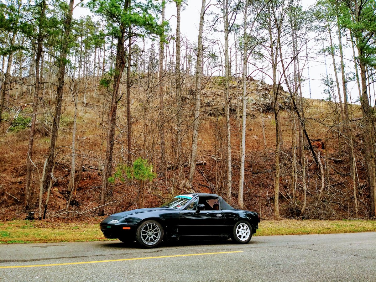 harleythegreatt's tweet photo. We finally got to wash the miata after a couple months of neglect 😅 so we had to show her off! 🖤
#mazda #miata #bcracingna #spinnywoosh #pacomoto #bridgemoto #deatchwerks #isrperformance #rspeed #mazmart https://t.co/E6tJFV4OdR