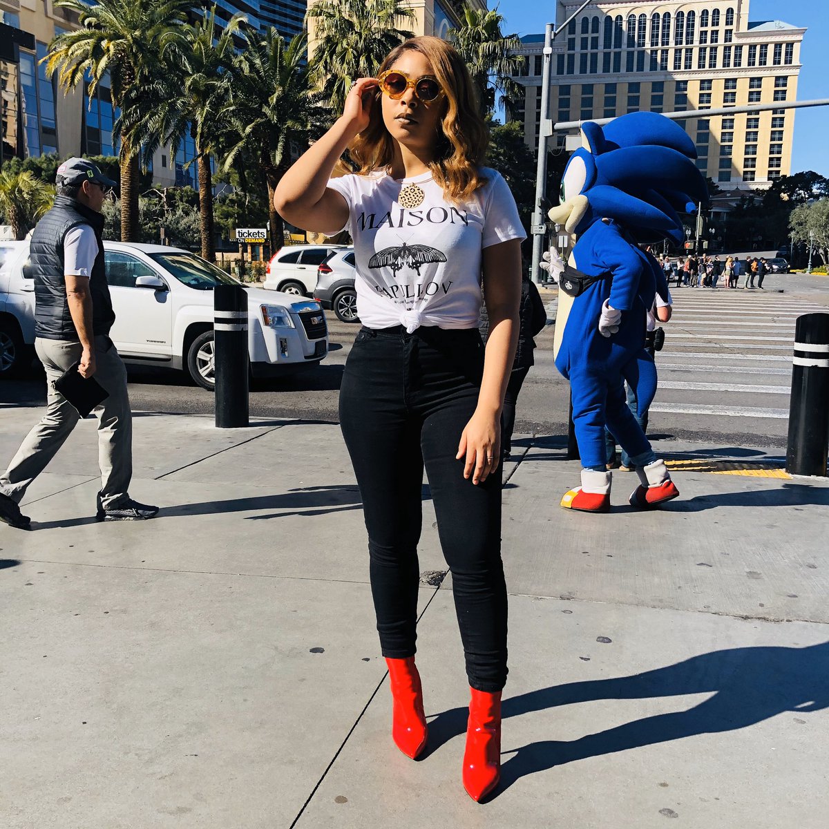 __yingg__'s tweet photo. “She got a name but everybody call her FINE ASS”🤩 https://t.co/iK3XDQpumI