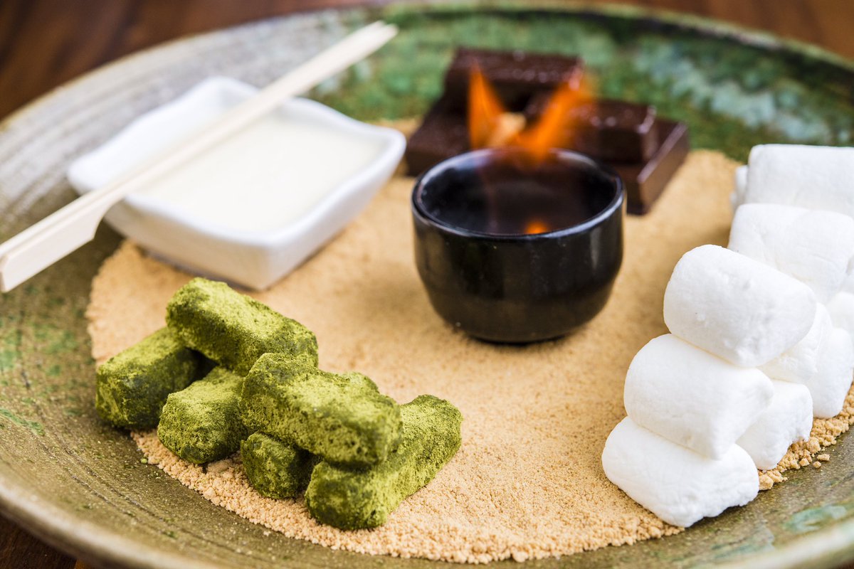 SushiRokuLV's tweet photo. So good you'll be begging for s'more. 😍 #SushiRokuLV #Dessert #Smores #Sweets #Foodie https://t.co/QV9jOGHq0b