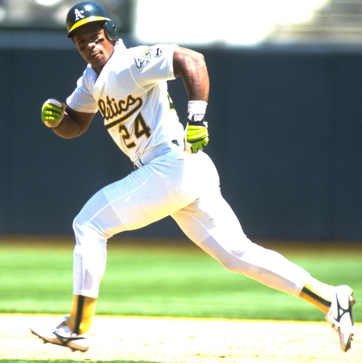 MLB (@MLB) on Twitter photo 26/02/2020 03:22:32 One of the greatest to ever do it! Rickey Henderson played with style and substance. #BlackHistoryMonth One of the greatest to ever do it! Rickey Henderson played with style and substance. #BlackHistoryMonth