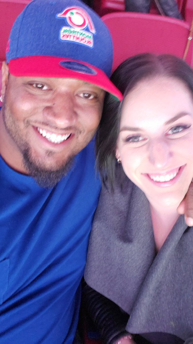 annafraps's tweet photo. Go habs go!! @t_dubsworld12  #habselfie https://t.co/qMCtGR1hJi