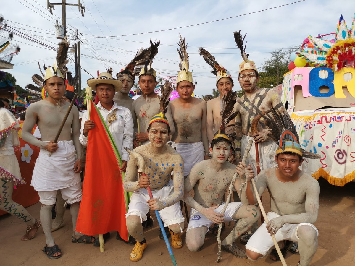 CecyteHuautla's tweet photo. El CECyTE Hidalgo Plantel Huautla participa en el tradicional desfile de Carnaval 2020, en donde asisten Instituciones y barrios del municipio para tan importante celebración.
#SomosCECyTEH https://t.co/hLkkND3iE6