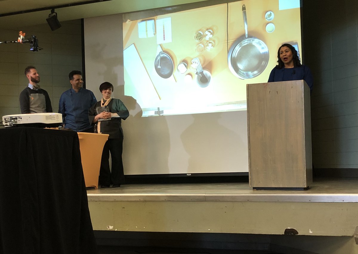 MyGenerationSC's tweet photo. Clean energy was front &amp; center at the San Francisco Energy Fair today! Our @SFBaySierraClub chapter taught attendees all about #gasfreehomes &amp; some amazing #electric-loving chefs gave cooking demonstrations alongside SF Mayor @LondonBreed on #induction burners! 
@KitchensToLife https://t.co/Yo0X2cZwKP