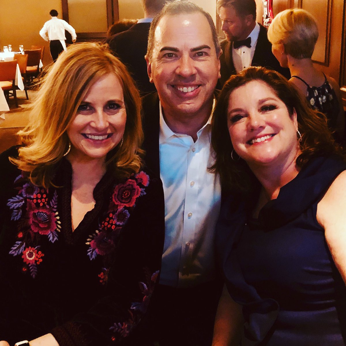 MeganCBarry's tweet photo. An amazing evening @TJMartellNash honoring such Nashville luminaries as @amygrant @patrickgemery
The Seaburys, Dr. Berlin & @ClintHigham - a great reminder that in this town folks ask “what can I do for you - not what can you do for me,” and then they make it happen🙏🏻 #TJMartell https://t.co/0pIWuTTxvF