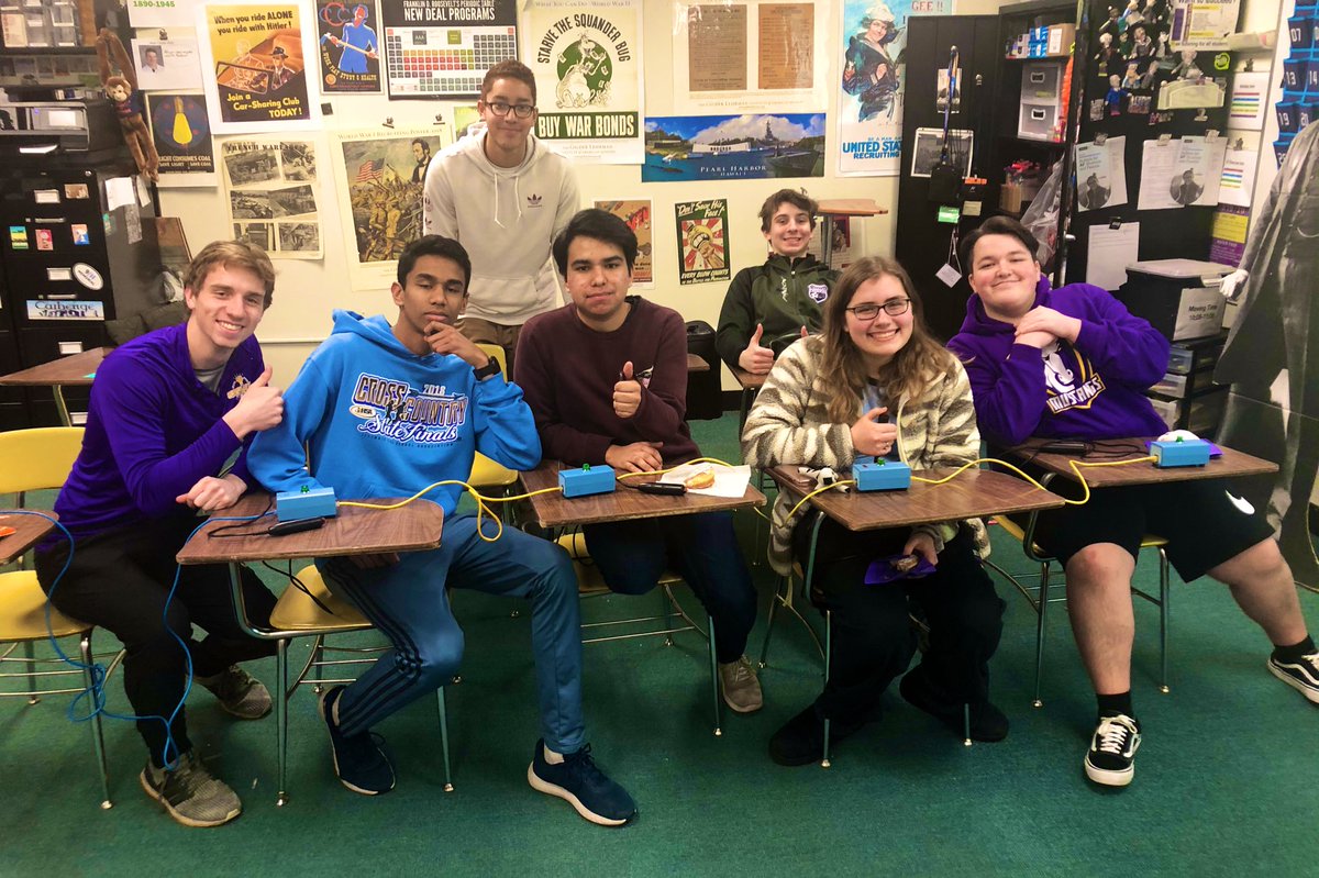 MLuckritz's tweet photo. So much fun!
Always look forward to @RMHSMUSTANGS Staff v. Students @RMHSSchoBowl match...even though students won by one question...! @gretarakow @RMHSproletariat @StephSvarz @kgtdogg1230 #RMHSPride https://t.co/UGbr9VijiH