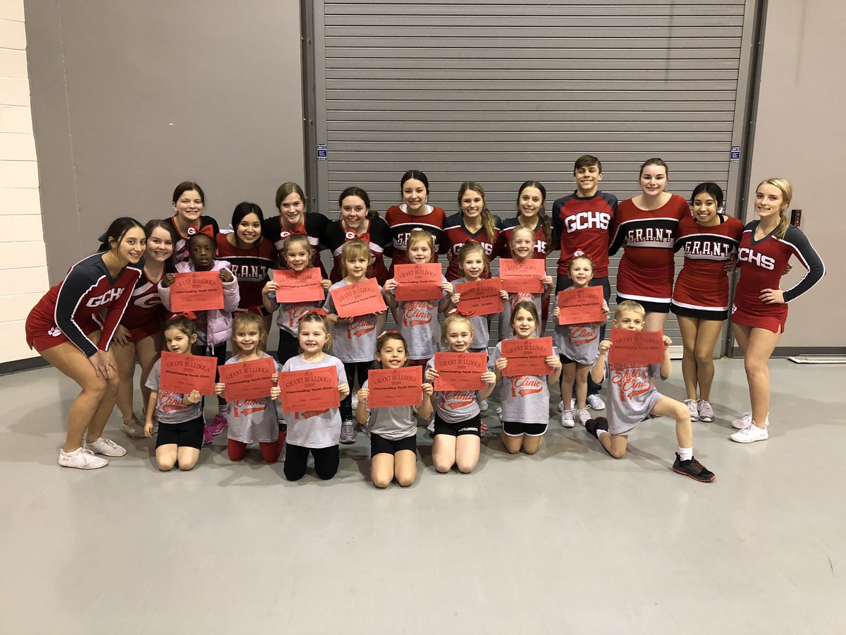 GrantCheer's tweet photo. 📣Huge shout out to all of our Youth Skills Clinic participants who performed at the basketball games tonight!! 🐾
Way to go!!  👏🏽👏🏽
#FutureOfGrantCheer https://t.co/BbfuCMNsoy