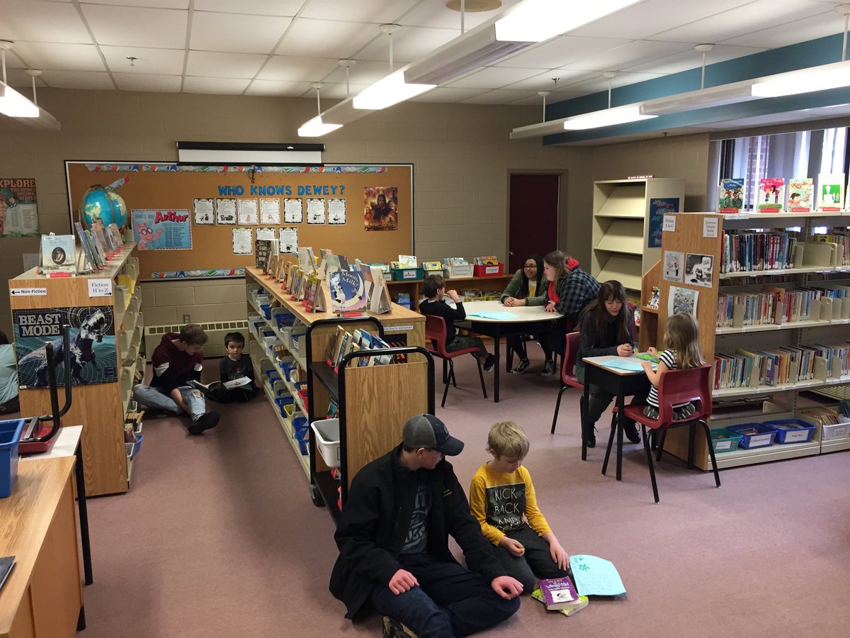 It was great to have Mr Connolly’s ⁦O2 class <a href="/AvonViewHighSch/">AvonViewHighSchool</a>⁩ be great reading mentors to ⁦<a href="/MsALeslie/">Andrea Leslie</a>⁩ Grade 2 Class. They truly enjoyed the learning experience of reading their stories to you.