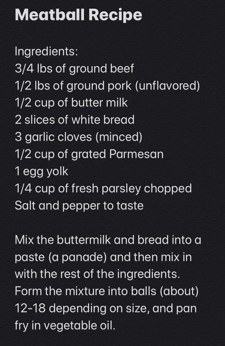 ShutUpAmanda's tweet image. Because they taste so good I never put them in the sauce, instead putting them on top. 

#MandaMakesDinner 
#SpaghettiNight