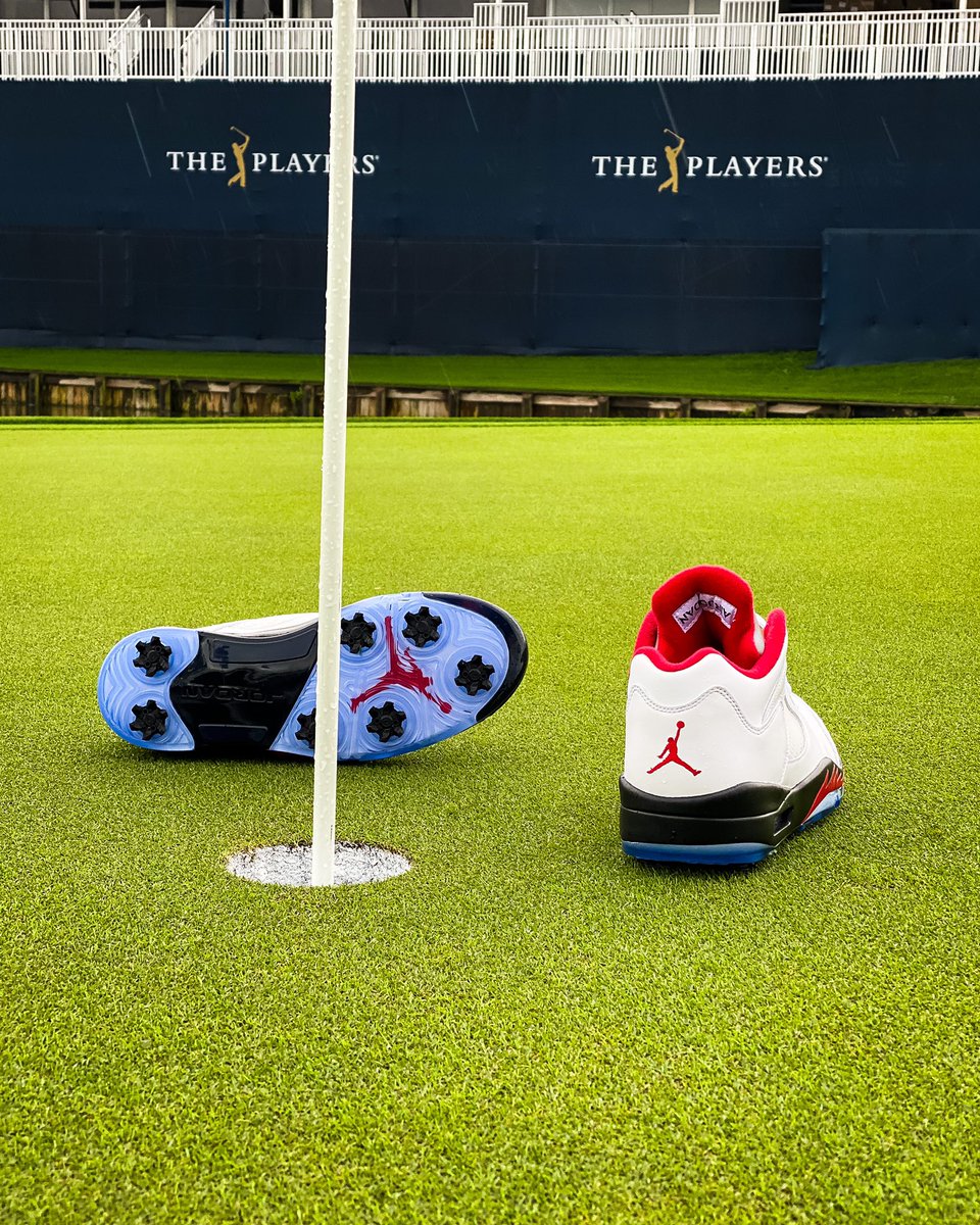 jordan v low golf shoes