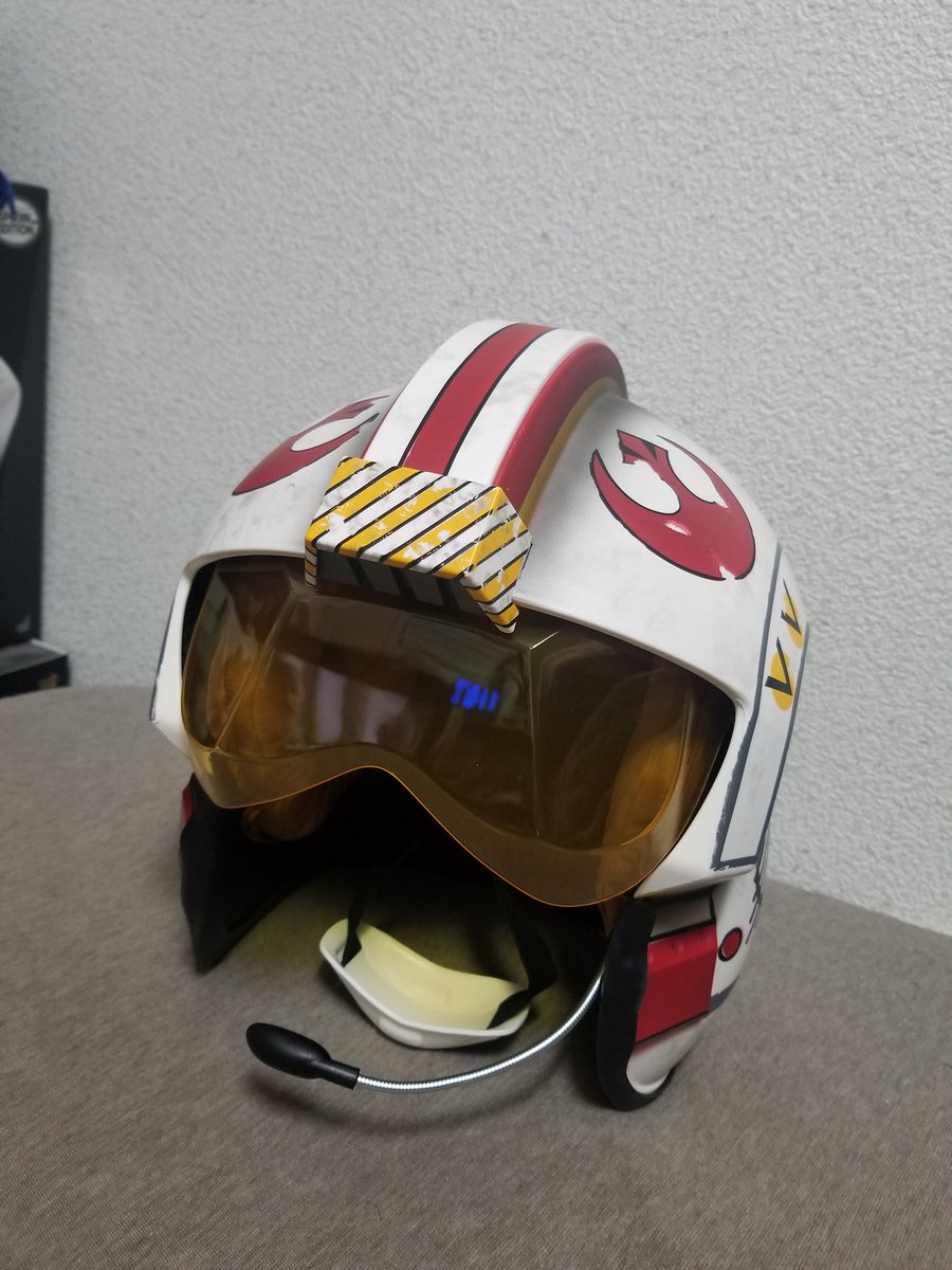 塚原直彦 Pa Twitter とうとう念願のスターウォーズの反乱軍ヘルメットをget 反乱軍と一口に言っても実は各々違うデザインでこれは勿論ルークのモノ ダメージ加工もされててたまらん 塚原直彦 Pa Twitter とうとう念願のスターウォーズの反乱軍ヘルメットをget 反乱軍と一口に言っても実は各々違うデザインでこれは勿論ルークのモノ ダメージ加工もされててたまらん