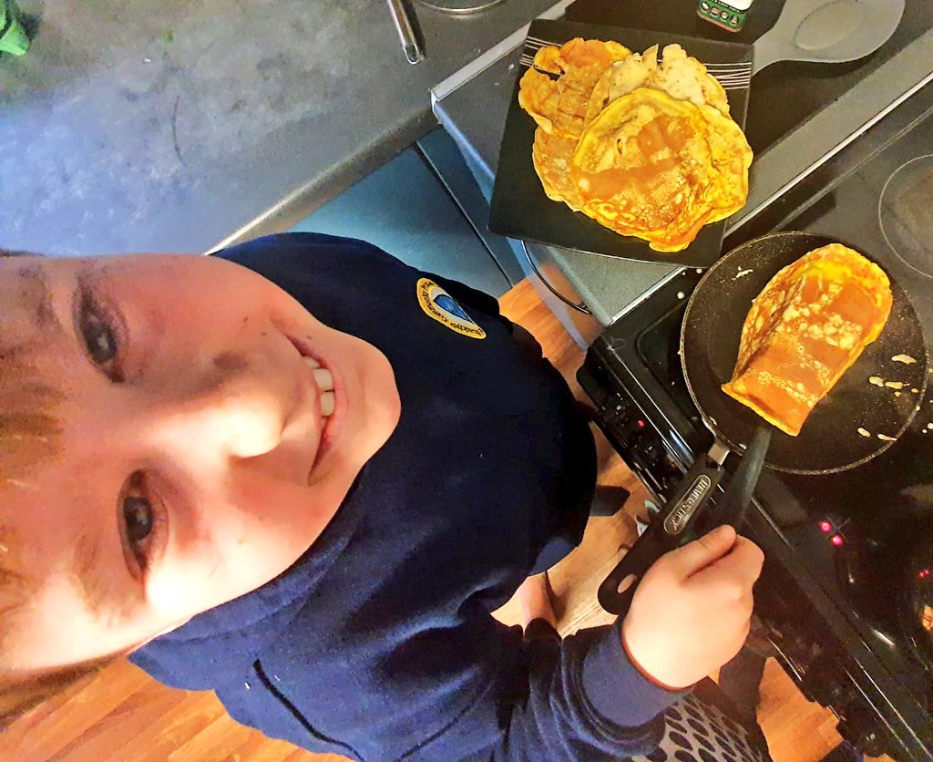 Kyle_kitchen2's tweet image. I made smoked haddock and cheese sauce pancakes last night - delicious! #pancakes #PancakeDay #PancakeDay2020 #kidswhocook #Devon