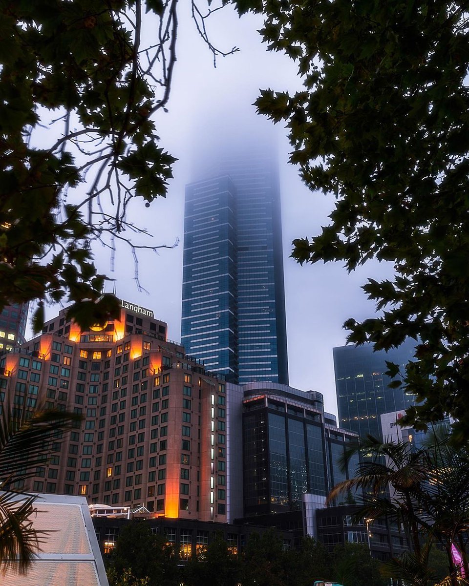 Melbourne Skydeck tweet media