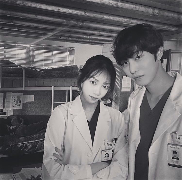 Hyoseop thanked the viewers because of the big successful drama. He posted it with he & sungkyung's photo at the front slides on insta. I think he knows how crazy the fans are waiting for their selca hahahahaha  #RomanticDoctorTeacherKim2