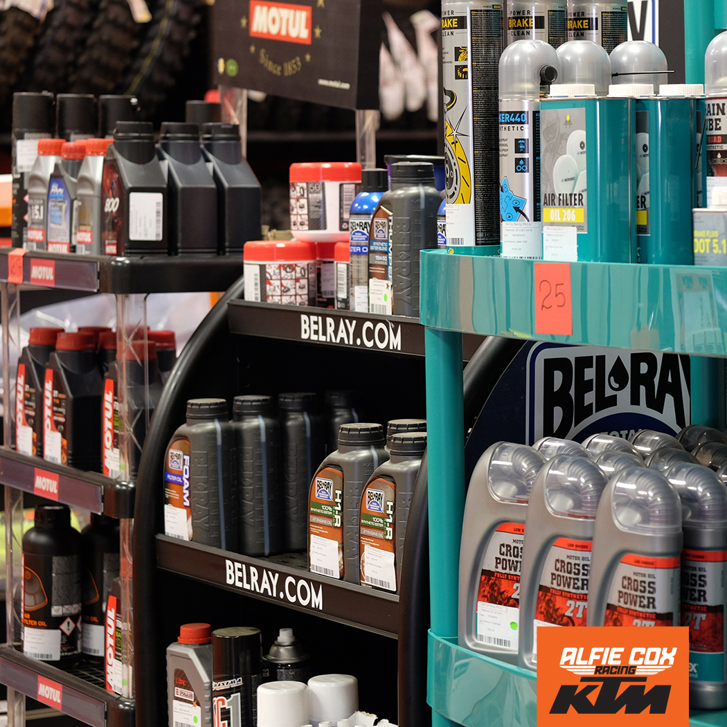 We have lubricants for days… 

#KTM #Workshop #ReadyToRace