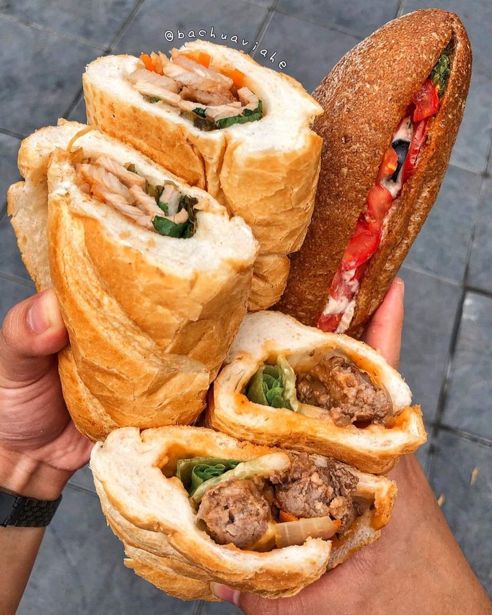 HongOan40494808's tweet photo. Dù ai nói ngả nói nghiêng: " BÁNH MÌ VIỆT NAM LUÔN NGON ĐÚNG KHÔNG MỌI NGƯỜI???"

Bánh mì không những được yêu thích ở Việt Nam mà nó nằm trong top 20 món ăn đường phố ngon nhất thế giới!!! ❤️❤️❤️

#ApolozieToVietNam 
#Koreanstoplying https://t.co/wLe1D5Lezg