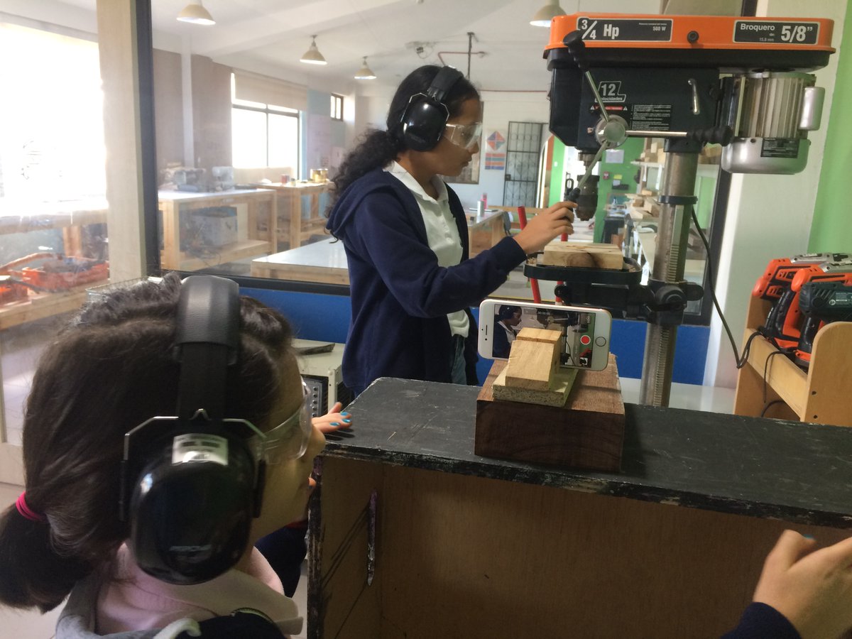 EnglehartJordan's tweet photo. Middle School Design Tech students making safety videos to demonstrate their knowledge of the tools in our #makerspace #ACmakerspace @acotopaxi https://t.co/WpXOAdkcPO