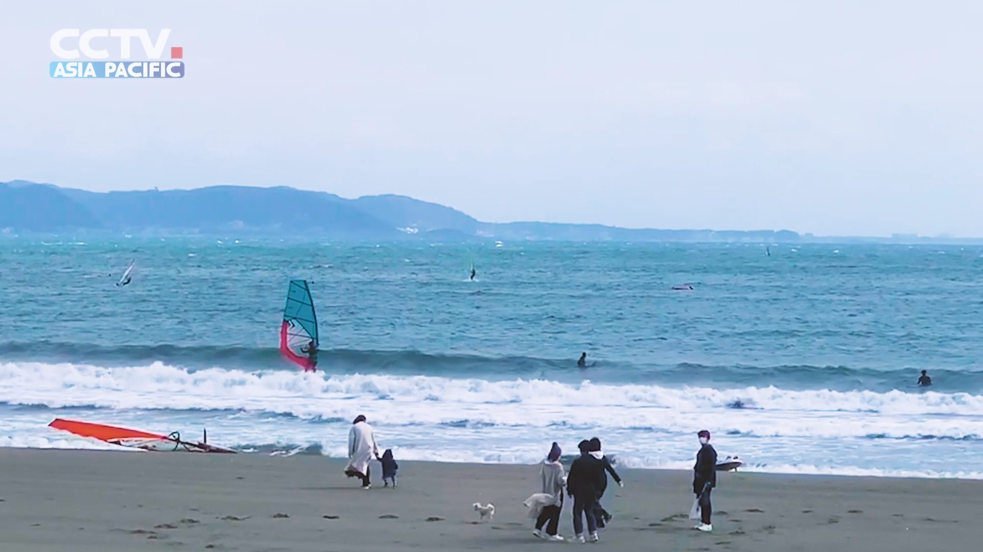 Cctv Asia Pacific 在年 东京奥运会上 江之岛 湘南港 将会作为帆船比赛的赛场 届时大家将会看到蓝天下一艘艘帆船竞技的盛况 天气好的话 还能从海面远眺到富士山 江之岛距离古都镰仓非常近 也很值得一去 先跟随央视亚太镜头一起去江之岛的 Cctv Asia Pacific 在年 东京奥运会上 江之岛 湘南港 将会作为帆船比赛的赛场 届时大家将会看到蓝天下一艘艘帆船竞技的盛况 天气好的话 还能从海面远眺到富士山 江之岛距离古都镰仓非常近 也很值得一去 先跟随央视亚太镜头一起去江之岛的