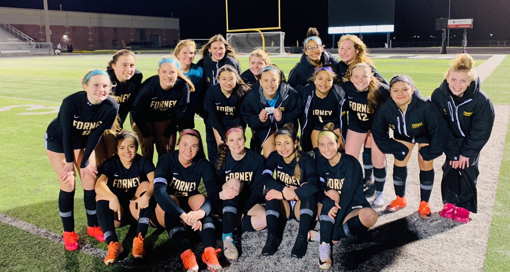 Varsity gets the “W” !
