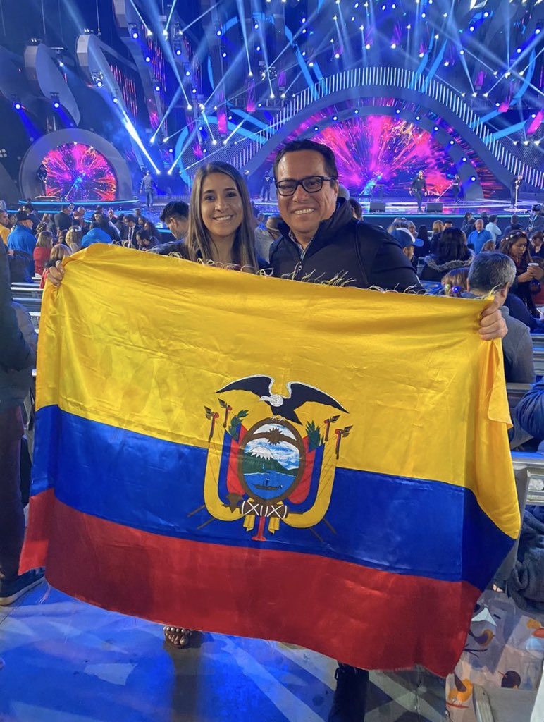 Venimos al festival desde Ecuador y hoy nos hemos deleitado con <a href="/AnaGabriel_MX/">Ana_GabrielMX</a> y <a href="/ERNESTOBELLONI/">juan</a>, nos preparamos para recibir a Pimpinela #Vina2020xFOX <a href="/elfestival/">Festival de Viña del Mar</a>