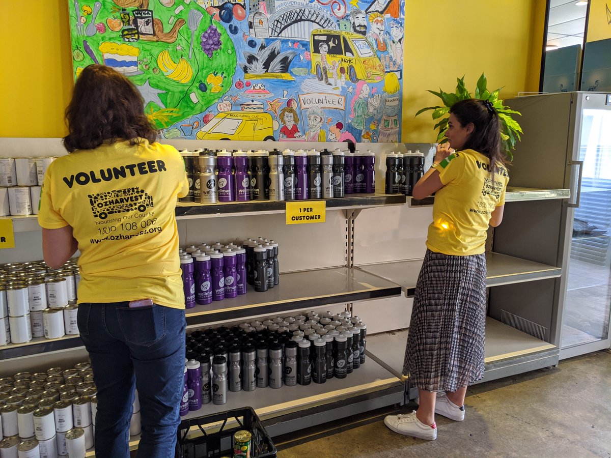 We_Are_IR_'s tweet photo. Some teammates in our Sydney office volunteered at the @OzHarvest Market today! Met some awesome people, heard some inspiring stories, and felt grateful to be able to give something back. Great work team! #charity #IRCares #Take2 https://t.co/u0adcGlsp7