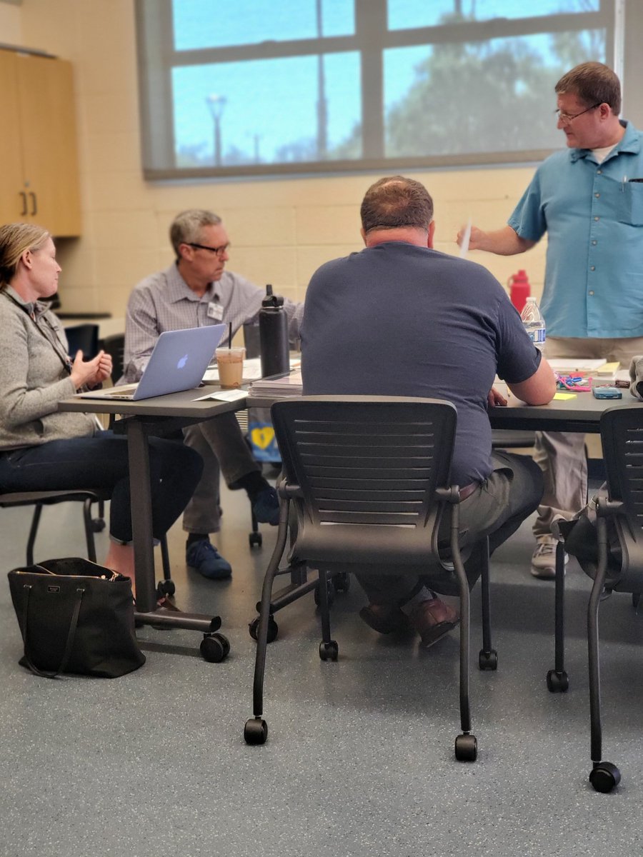 JenniferP_IED's tweet photo. Another productive day with this district on the move! Collaborative Inquiry and planning with San Marcos High School teachers. @SanMarcosRoyals https://t.co/hdzMK8bo7n