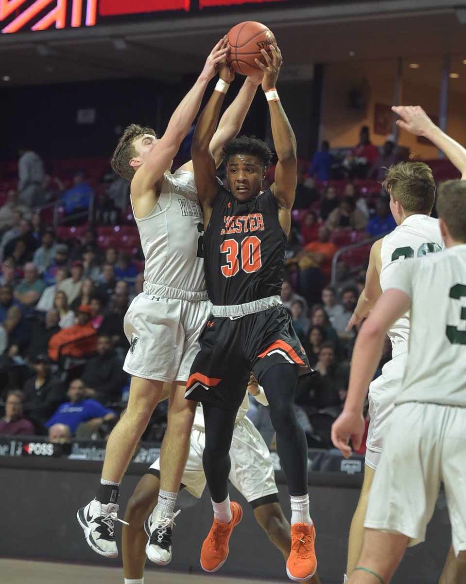 PaPrepLive's tweet image. Chester goes flat, then splat in bowing to Woodward, Methacton - papreplive.com/2020/02/26/che…