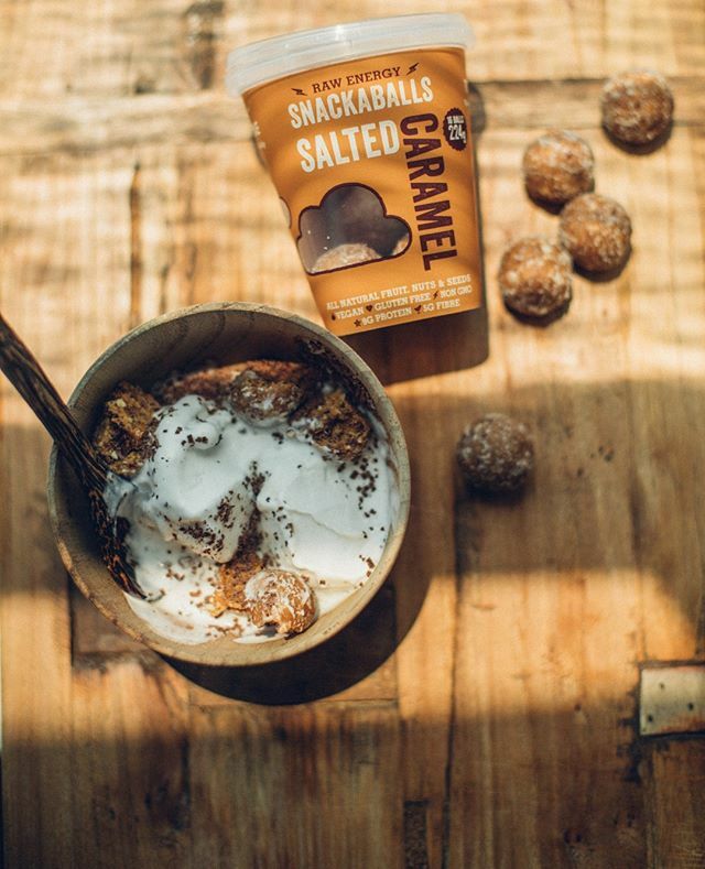 Tom_and_Luke's tweet photo. DESSERT but make it dairy free, gluten free and refined sugar free 🤤 ⁠
.⁠
.⁠
.⁠
.⁠
.#dessert #dessertideas #delicious #coconuticream https://t.co/zVwvVraujw