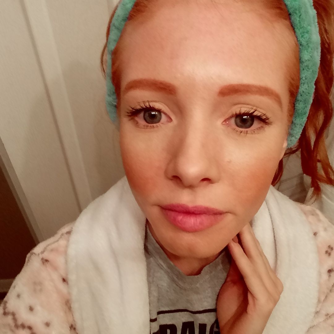 KayleeNikkole1's tweet photo. Wow! After 12 hrs I am not oily and do not have a new pimple while wearing a full face of make up.  #tatcha #myliquidskincanvas https://t.co/2SnayHF9q1 https://t.co/8hUHuS9wFB