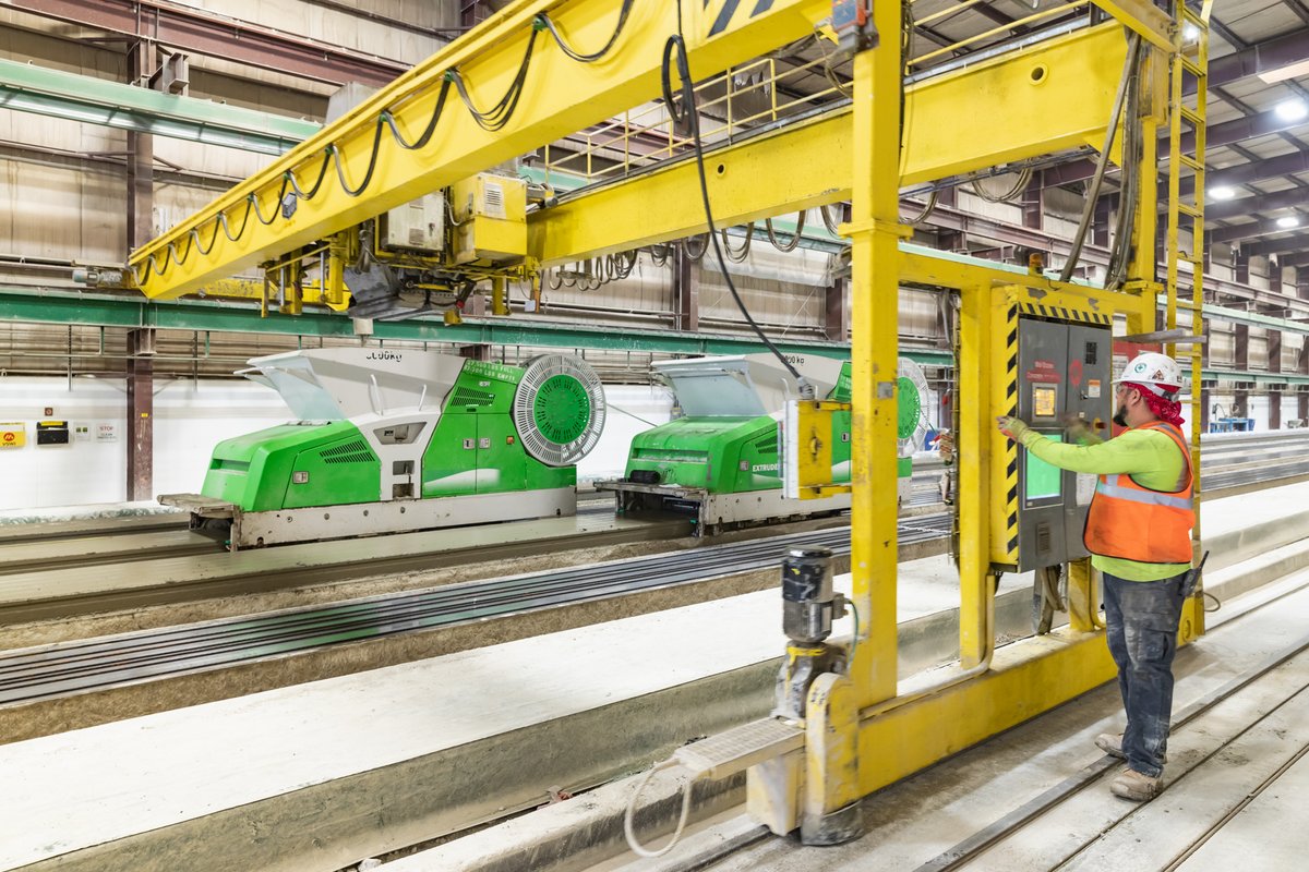 Elematic's tweet photo. .@msprecast's #precastplant is equipped with 6 beds of 525 ft each and #Elematic's #PrecastProductionTechnology for the production of regular #hollowcore slabs and non-standard narrow hollow-core slabs. https://t.co/C9Leg9Xqbk