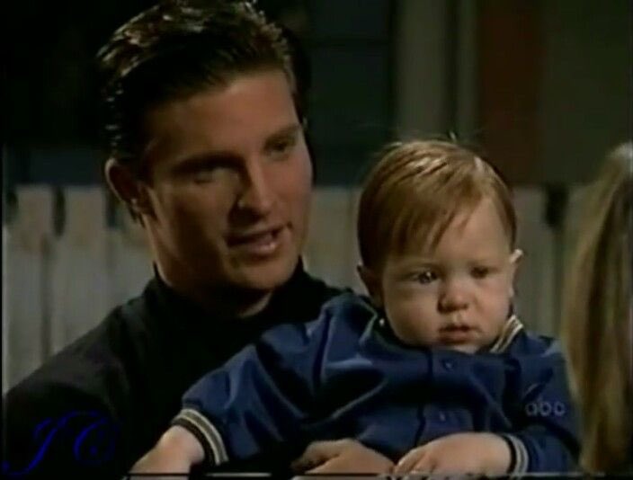 BillingsOctavia's tweet photo. Jason holding Michael and now he’s holding Michael’s son Wiley! 💙💙 #GH #JasonAndMichael #JasonAndWiley #GeneralHospital #UncleAndNephew #FatherAndSon https://t.co/EgKer0EEzl