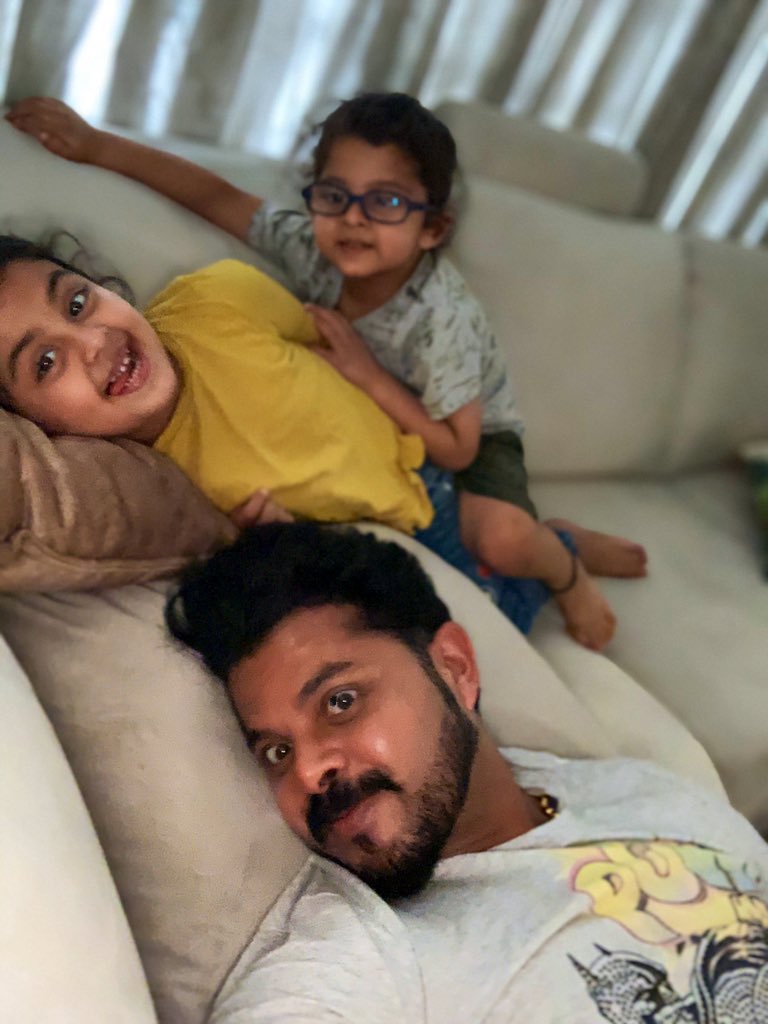 sreesanth36's tweet photo. #family #angels #besttimes #love #Moments https://t.co/QQvmwpZkLD