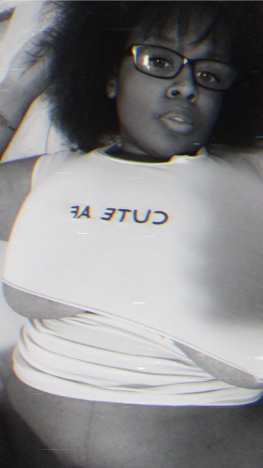 Even with this lil philly I&rsquo;m still natural #dafinestcreations #artist #artislife https://t.co/KE9oW<a href="/tag/dafinestcreations"class="tags">#dafinestcreations</a><a href="/tag/artist"class="tags"><span>#artist</span></a><a href="/tag/artislife"class="tags"><span>#artislife</span></a>