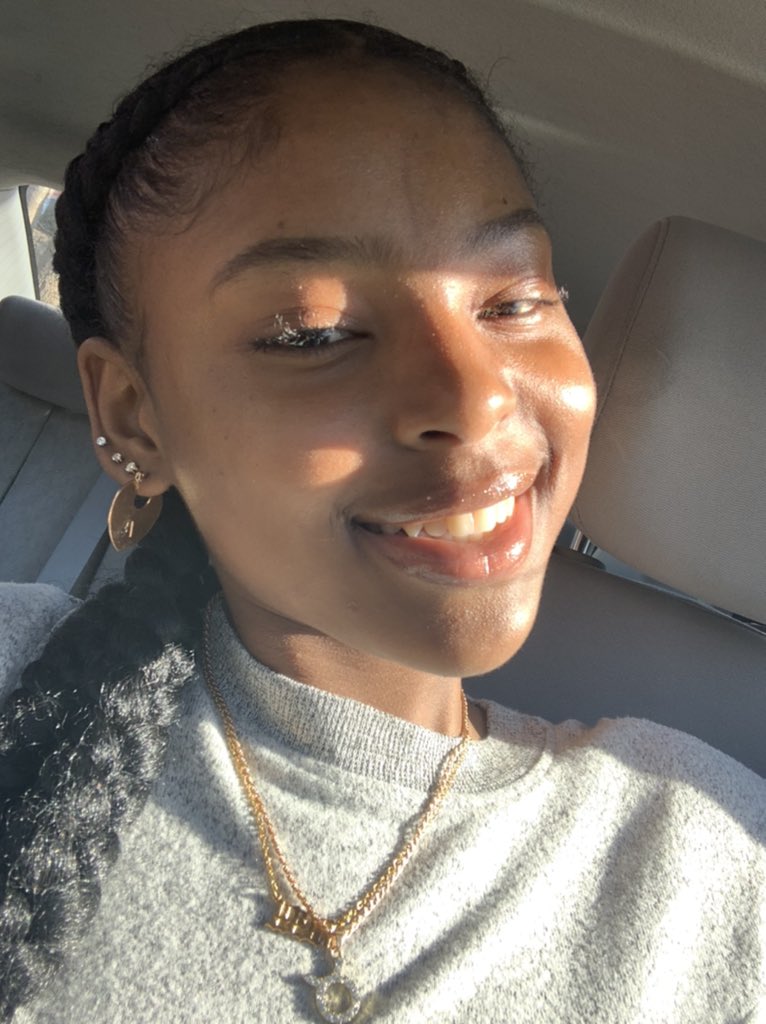 lonna_lenai's tweet photo. Skin appreciation 💋✨ https://t.co/wboqQtqKX8