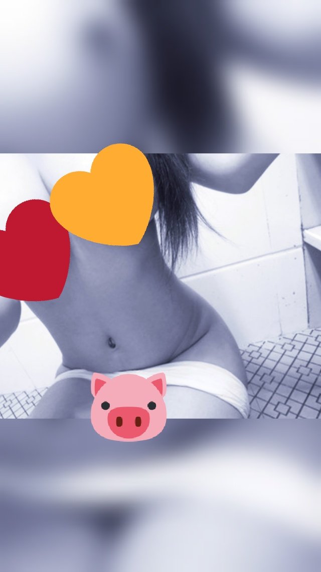 chiarettachilos's tweet image. Buongiorno tesorini come va? ❤️
Ai primi 50 RT che commentano invio la foto senza censura 💕🐷
⚠️Scrivere in privato per la foto⚠️