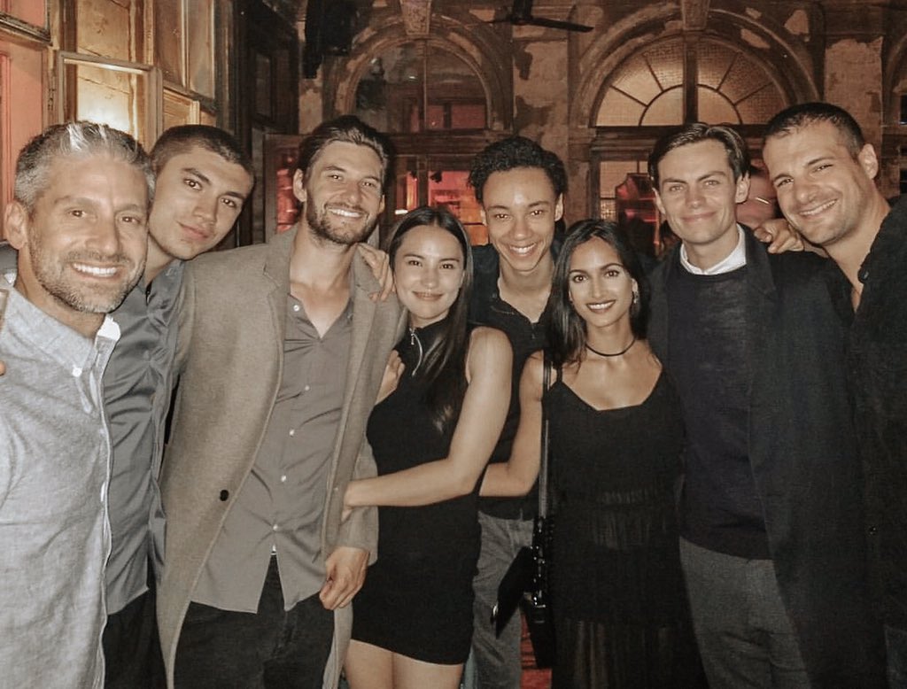 westerosinet's tweet photo. Hi Grisha & Crows...
Join our Facebook group if you love the
#Grishaverse here 👇🏻👇🏻👇🏻
https://t.co/wmRJNc8s5S
#shadowandbone #Netflix #TheGrisha https://t.co/XnIvobElX9