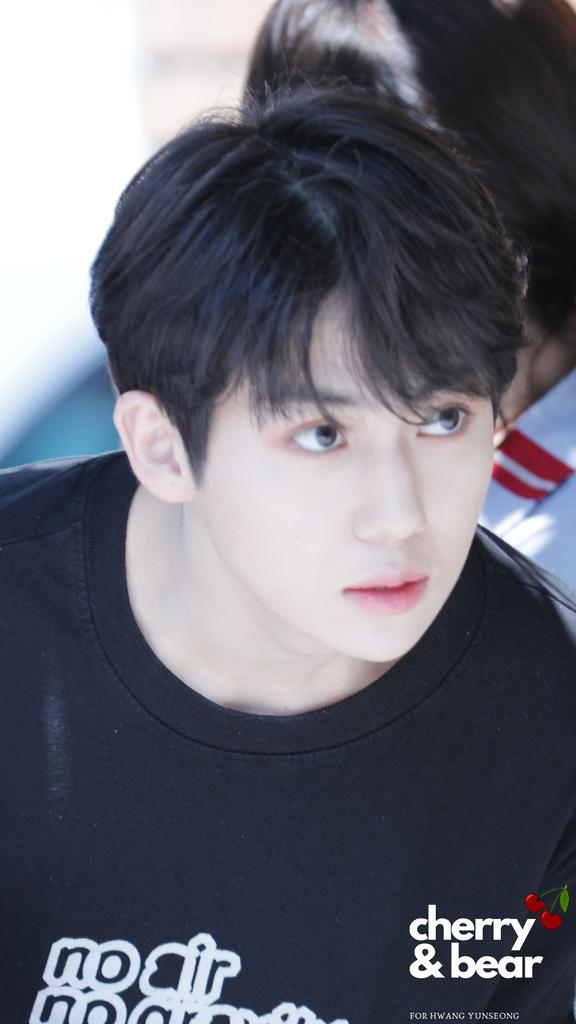 kkimyeonhee's tweet photo. 190704  📷

검은 옷을 입은 남자이다 @Woollim_rookie

#황윤성 #HwangYunseong #울림 #프로듀스X101 #W프로젝트4 #WPROJECT4 #더블유프로젝트4 #W_PROJECT_4 #울림즈 https://t.co/OZ0V3IimRK