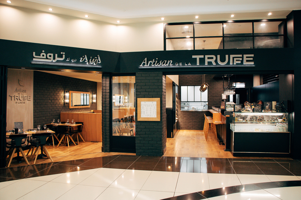 adtqatar's tweet photo. Our restaurant is a perfect destination to have a quick lunch or to enjoy some leisure time with your friends and family today. https://t.co/LXaW33qEtv