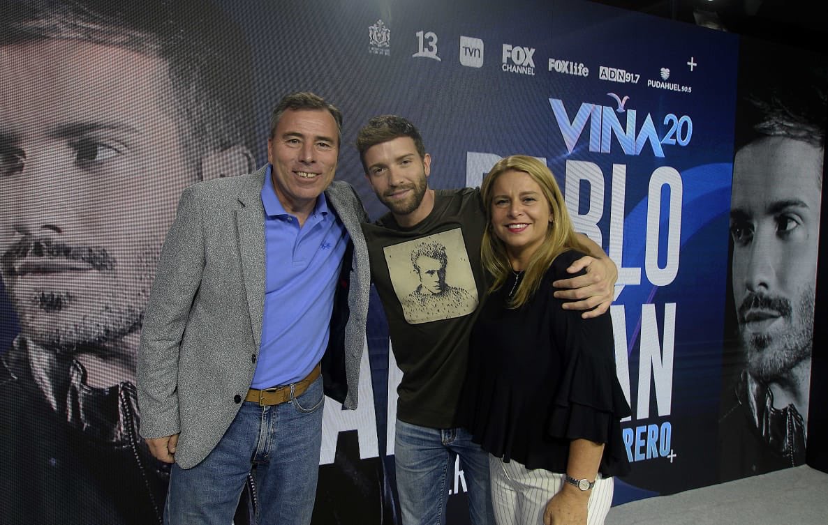mhurtadon's tweet photo. #Pabloalboran gracias por ser tan cariñoso , mi sueño de la vida cumplido ❤️ https://t.co/s0Wyc3Dr1S