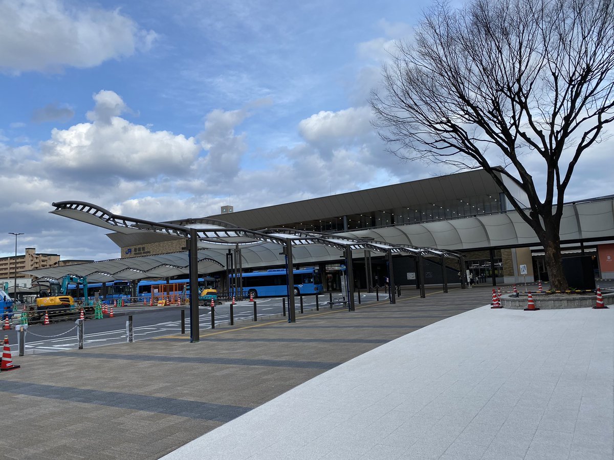 Py1ydC's tweet photo. さぁ、始めようか。
岩国駅周辺にて
フライヤー配り始めます!
お近く通りがかった方
是非お声掛け下さい🦀
#フライヤーマン #岩国駅 #山口県 #コスライブ #coslive #caligula #カリグラ https://t.co/3DQo8Dl3Do