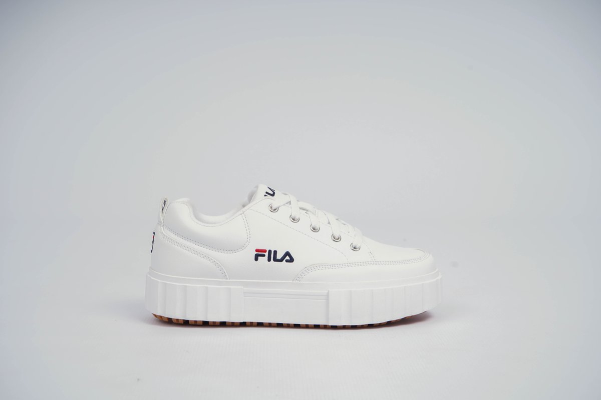 fila sneakers sportscene