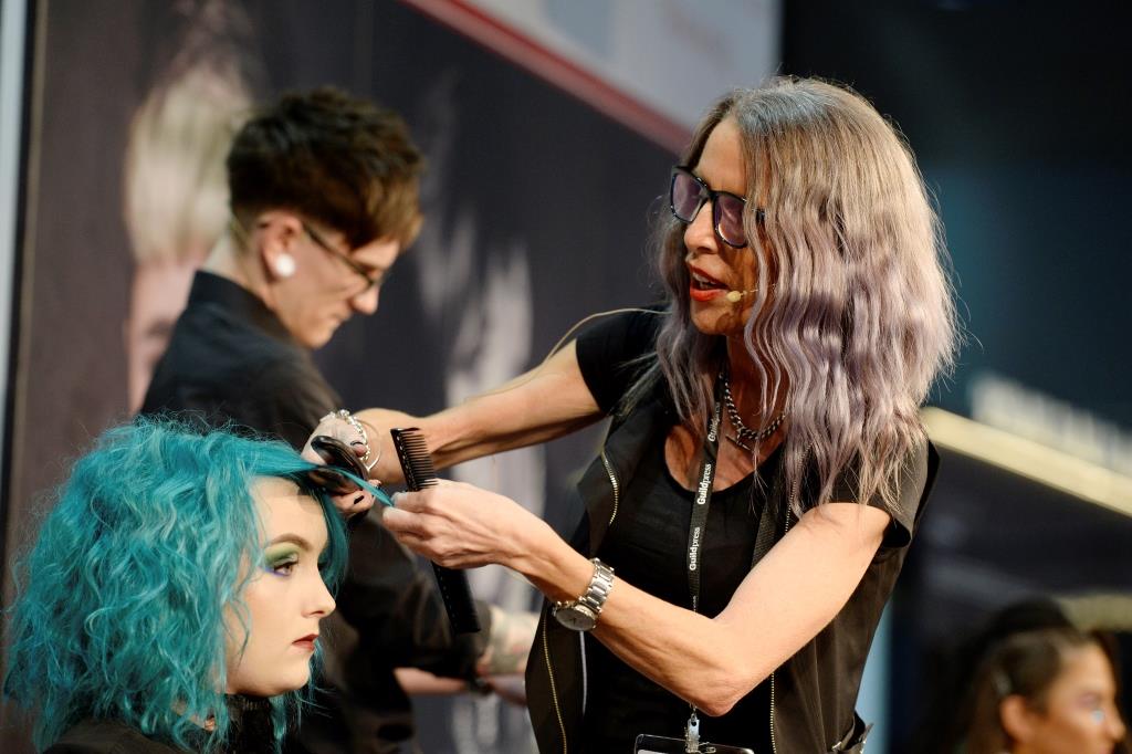 ScotBarberShow's tweet photo. Enjoy a day out with your colleagues at Scottish Hair &amp; Barber! 

There's plenty to do at this year's show, including exploring the leading brands, making the most of exclusive show offers and watching live demonstrations.

Get FREE tickets: https://t.co/ClkkaVAyuL https://t.co/E8mdzSyxYJ