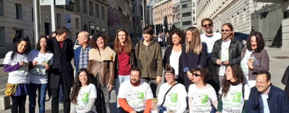 FederacionFAC's tweet photo. Queremos agradecer muy especialmente a #hemptrading @BuddhaSeeds #TopCrop por el apoyo para la acción #PlantadasCongreso, la regulación del Cannabis avanza con la unión y fuerza de todas. https://t.co/1h9MPUC6L6