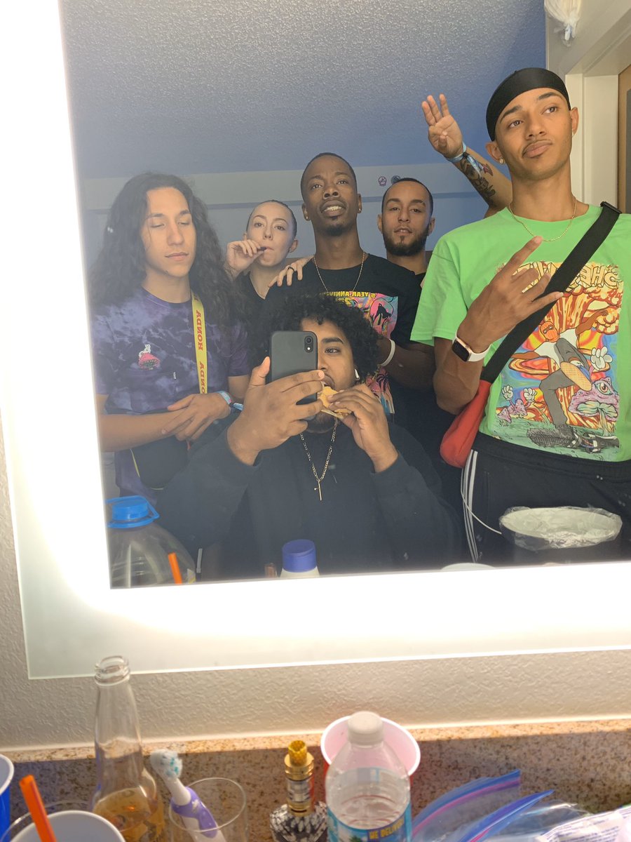 kwco__'s tweet image. HAPPY LATE &amp;amp; HAPPY BDAY TO THESE KINGS &amp;amp; ALSO MY MF BRUDDAS!! Iove ya so much my nigga. May God bless the both of you always🙏🏼 #PWOW #ECHEEEEE &amp;amp; THATS ON JUG‼️