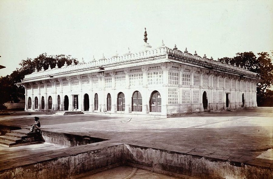 Gujarat History on Twitter: "140 years old photo of 609 years old Tran