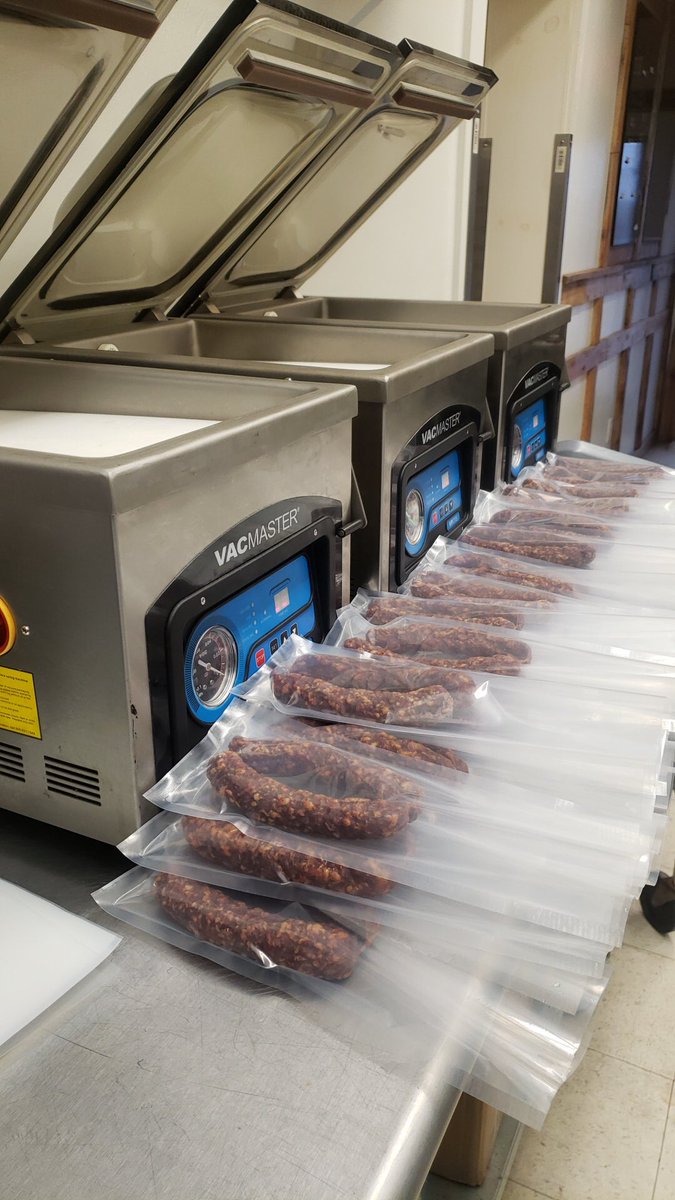 EuropaCured's tweet photo. Stacking and packing, so you can be snacking! 😉 

If you know anyone who’s interested in working for a small business in a secure field with opportunities for growth, send them our way! We’ll be accepting applications for a little longer. Apply here: 

https://t.co/fc4x6ZCFru https://t.co/CYFa7zTIe0