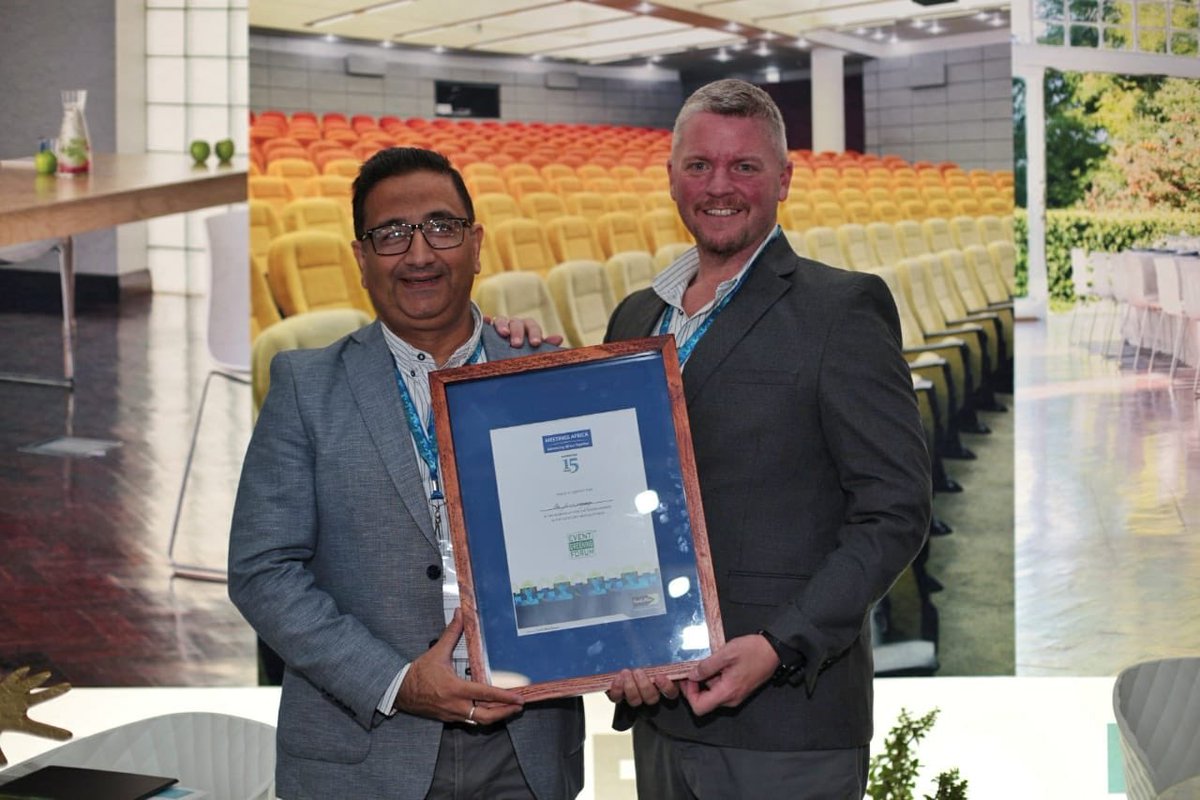 Medium stand runner up award winners <a href="/theforumcompany/">The Forum Company</a> earned their award by truly going green, using untreated wood and tension stretch fabric to build their stand. They also used digital mediums during the meeting thus having no printed collateral. Congratulations to them.