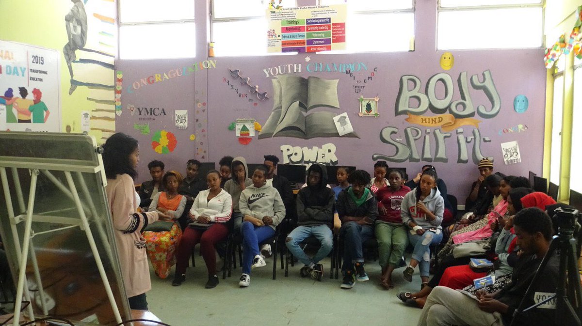 SmartUpAddis123's tweet image. You can not have  maternal health without reproductive heayylth.
and reproductive health inculdes contraception and family planning and 
access to legal,safe abortion 
  -hillry Clinton 

Two Days SRH training BY PHO Debora